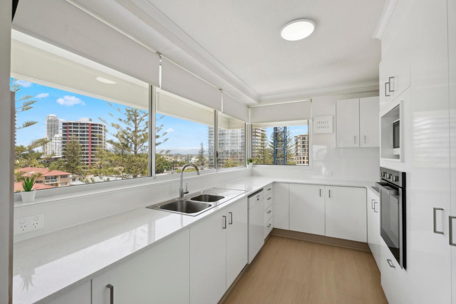 Baronnet Apartments Gold Coast Ngoại thất bức ảnh