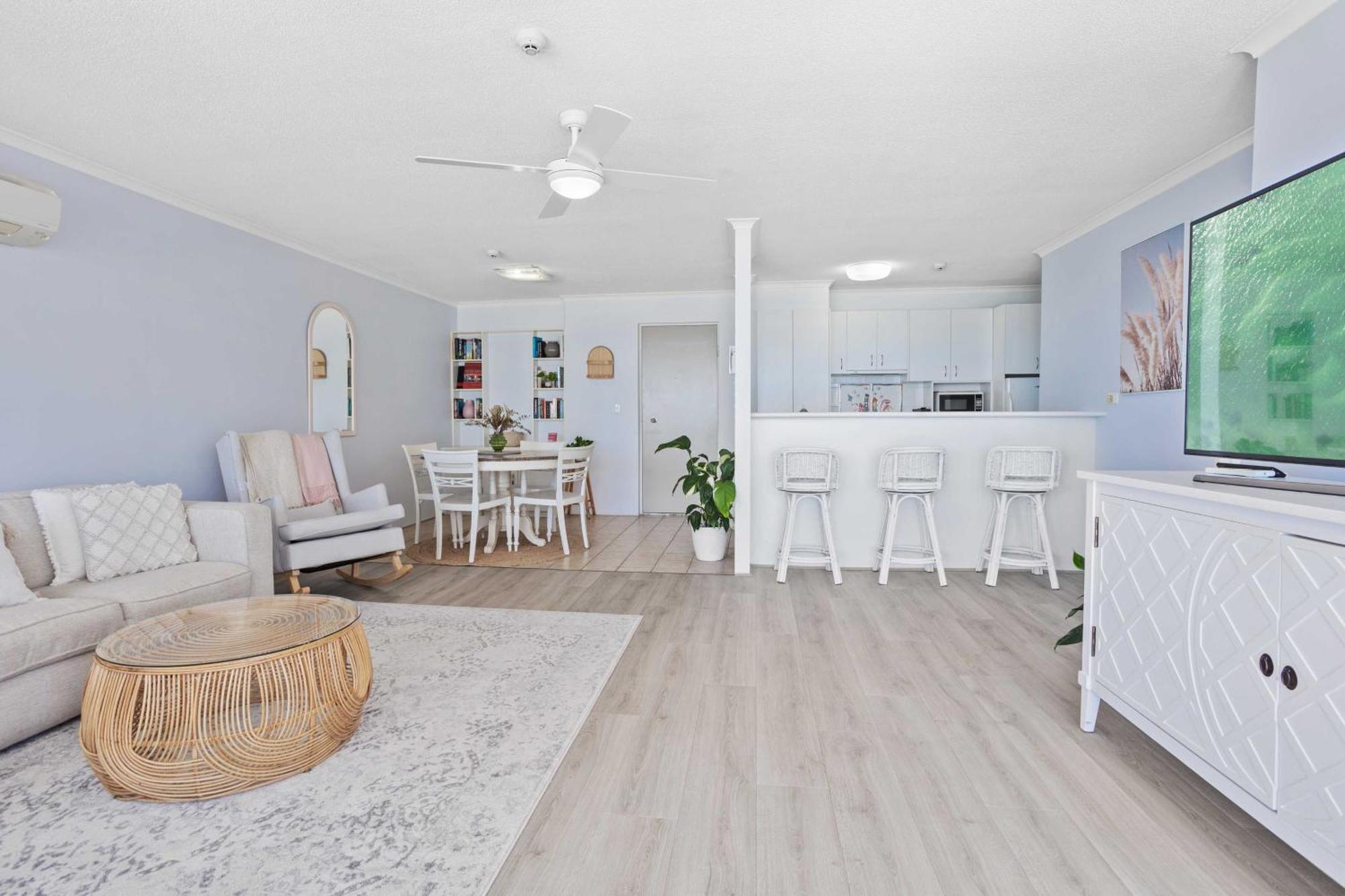 Baronnet Apartments Gold Coast Ngoại thất bức ảnh